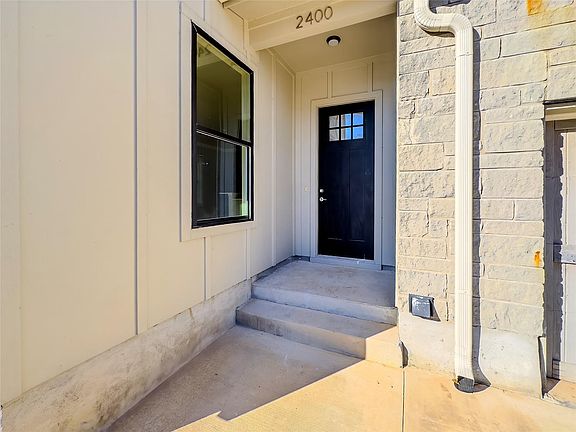 5th image of 2400 Bruin Dr #27