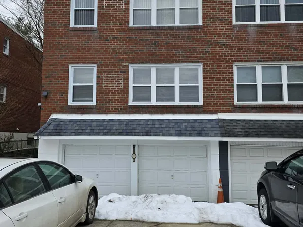 262 Nandina Plz Floor 1, Philadelphia, PA 19116