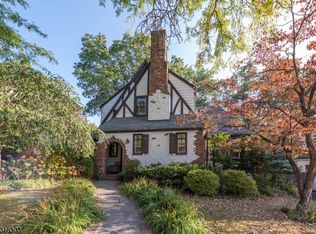 29 New England Rd, Maplewood, NJ 07040