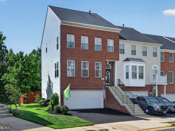 5155 Ballycastle Cir, Alexandria, VA 22315