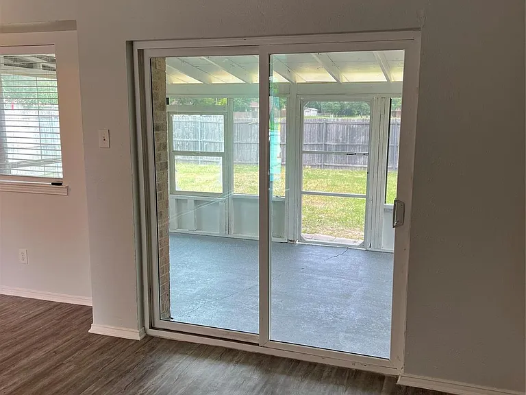 7814 La Manga Dr — Photo 17
