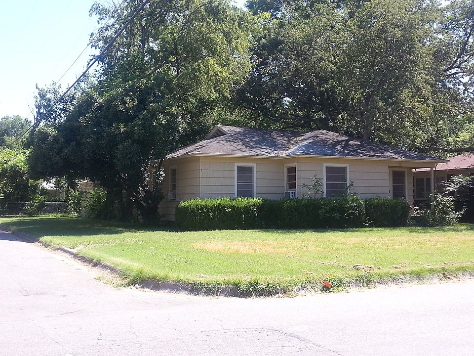 1st image of 601 Westway St