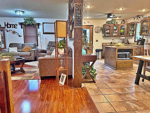 4th image of 25929 Groningen Rd