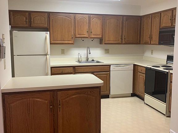 5th image of 700 N Pennock St APT 101