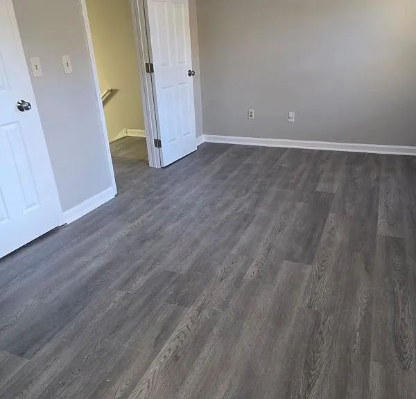 900 Indian Lake Dr NW — Photo 3