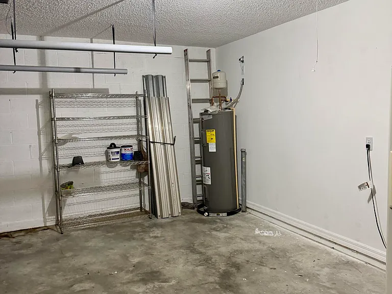 324 Seaside Ter — Photo 15
