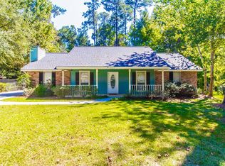 225 Robin Hood Dr, Covington, LA 70433