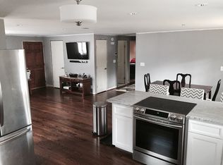 112 Grove St, Windsor, CT 06095