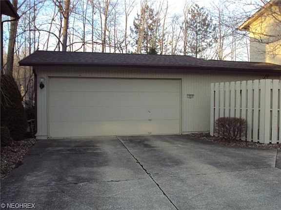 2nd image of 19858 Dell Dr #7003