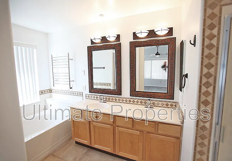 15313 N 104th Way — Photo 21