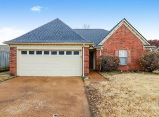 8988 Gracie Ln, Cordova, TN 38016