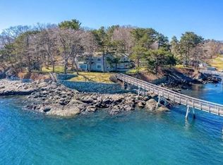 8 Corn Point Rd, Marblehead, MA 01945