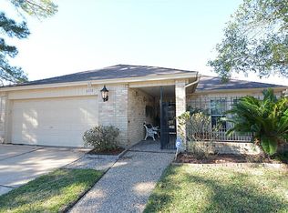 6518 Oakland Hills Dr, Houston, TX 77069