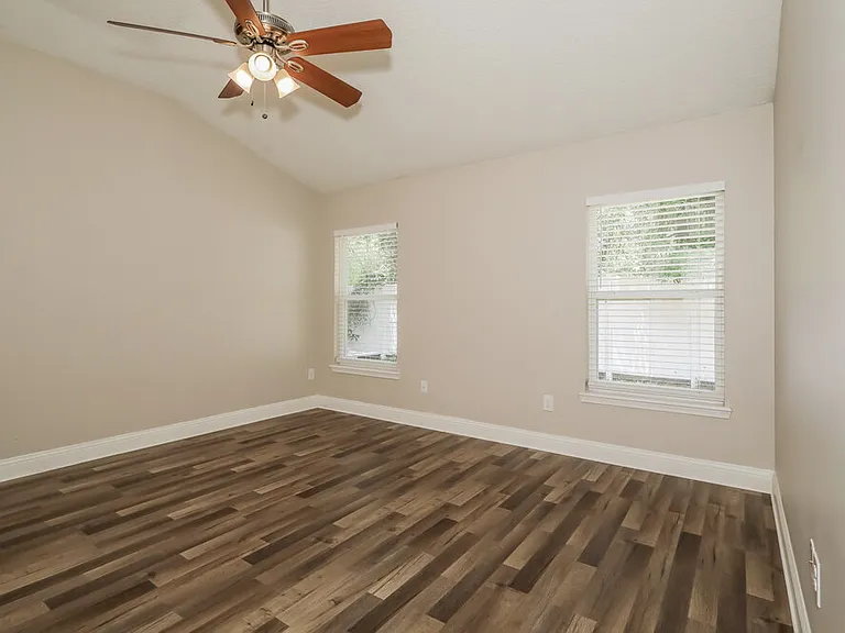8041 Byrd Landing Ct — Photo 10