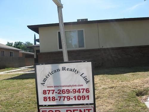 2nd image of 44224 Cedar Ave