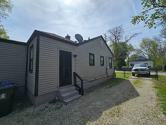 2nd image of 1157 S 43rd St