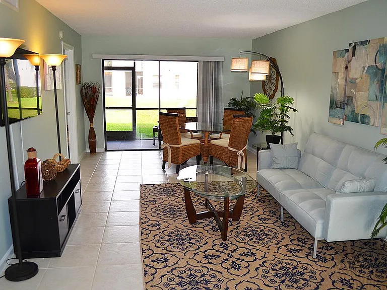 301 Olivewood Pl #O125 — Photo 4