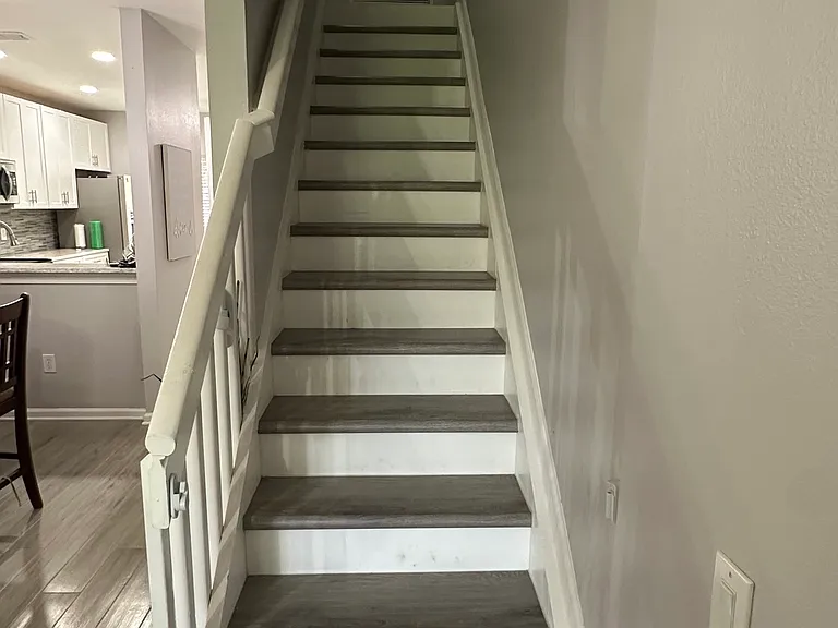 1098 Vineland Pl — Photo 12