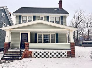 871 Nela View Rd, Cleveland, OH 44112