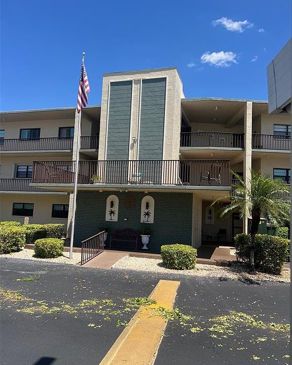 1st image of 7951 58TH AVENUE N #207