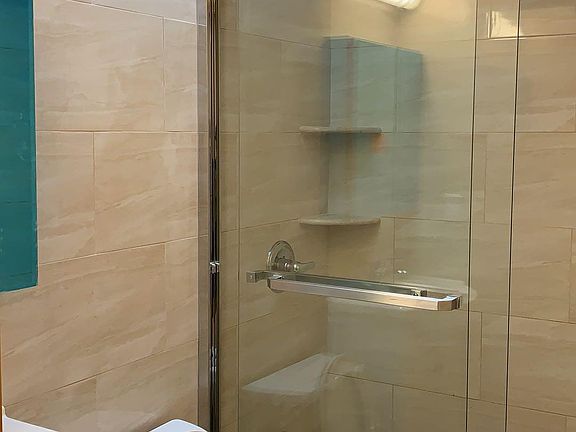 5th image of 10418 Jamaica Ave #2