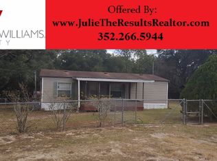 16987 SE 155th Ave, Weirsdale, FL 32195
