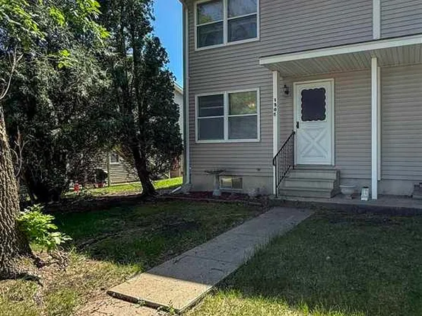 1306 S German St, New Ulm, MN 56073