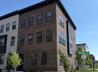 906 Woodlawn Ave #I, Saint Paul, MN 55116