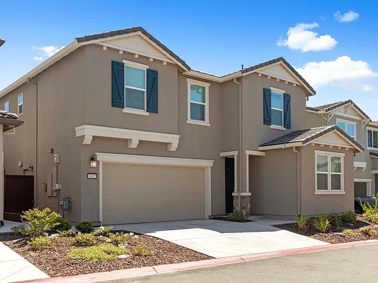 4602 Ring Neck Ln — Photo 2