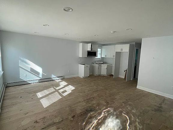 2nd image of 167-31 147th Ave #Tom