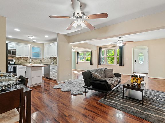 5th image of 3315 Dunkirk Ave