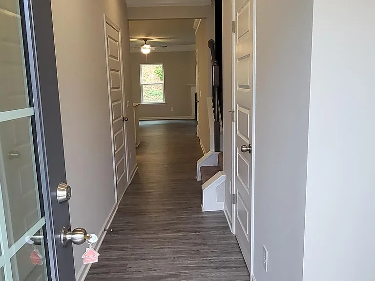 3847 Clarington Dr — Photo 3