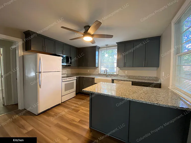 527 Georgia St — Photo 10