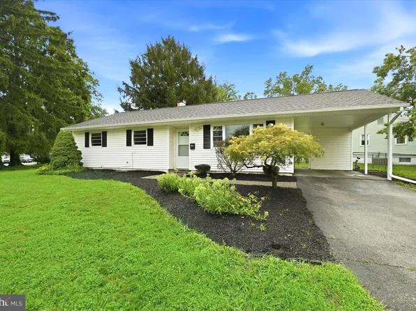 404 S Brownleaf Rd, Newark, DE 19713