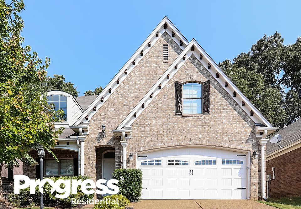 1st image of 325 Garden Springs Dr