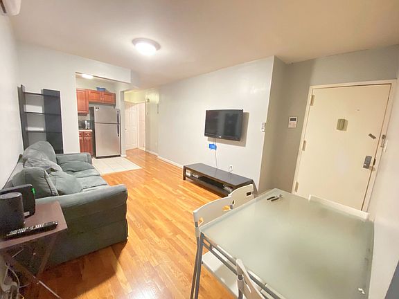 3rd image of 137 Herkimer St #Gr1