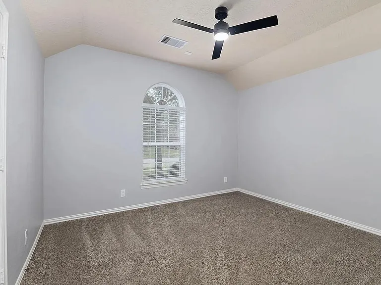 16007 David Hill Ln — Photo 5