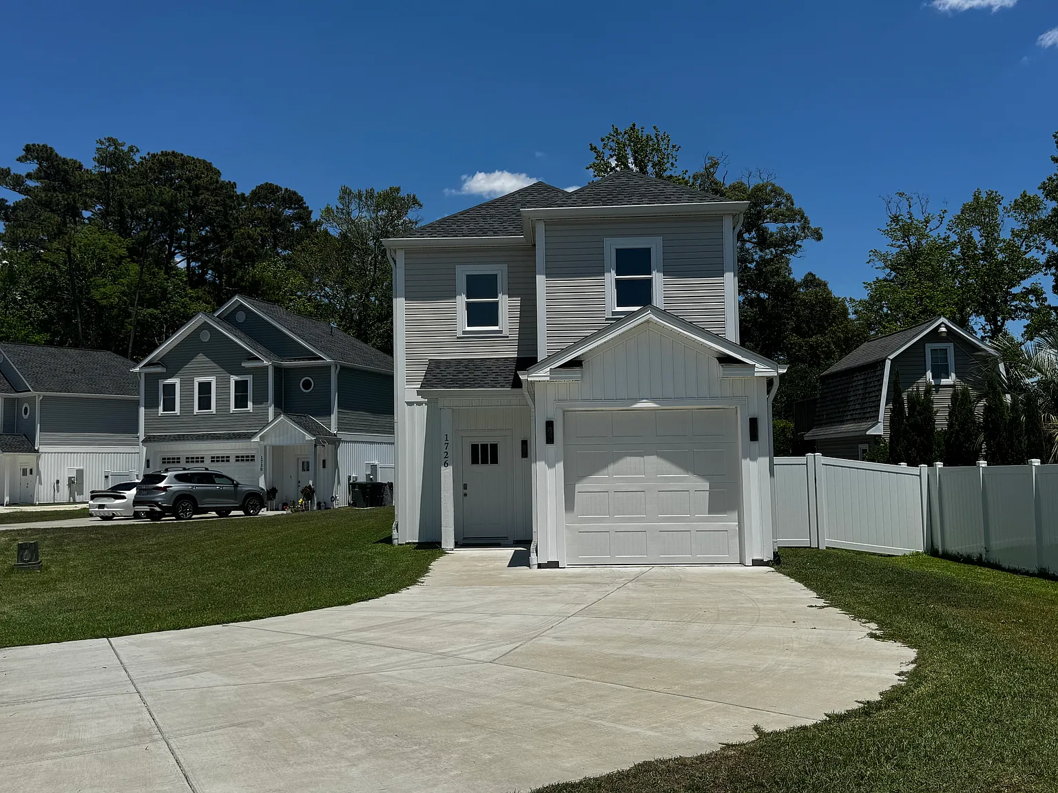 Unique Home in NMB — Photo 1