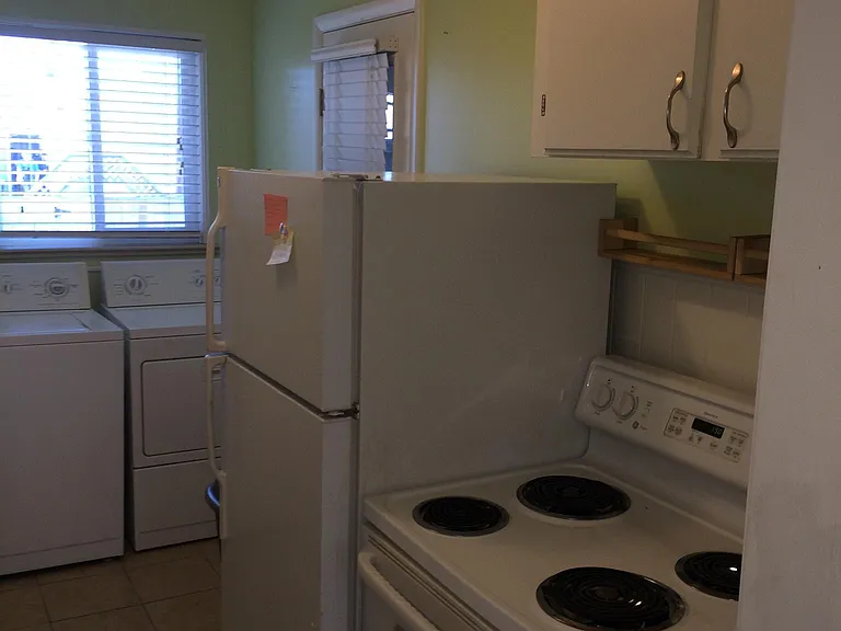 3921 S Lincoln St — Photo 17