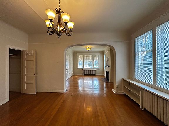 4th image of 2020 W Pacific Ave #B