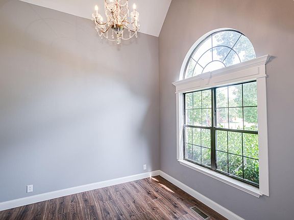 3rd image of 1800 Bryce Cir