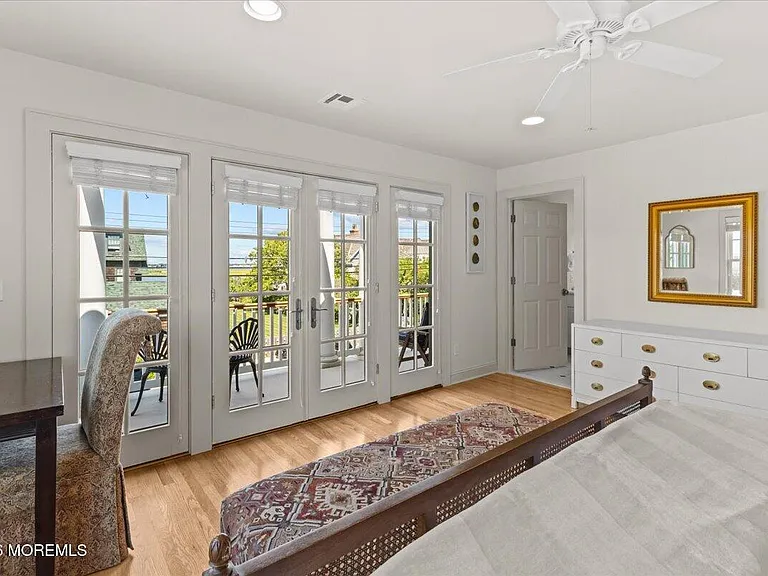 1043 Barnegat Ln — Photo 38
