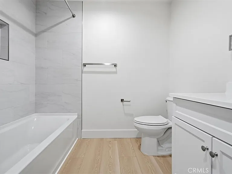 307 N Tustin Ave #A — Photo 7