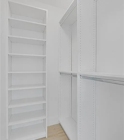 1116 N 31st Ave — Photo 14