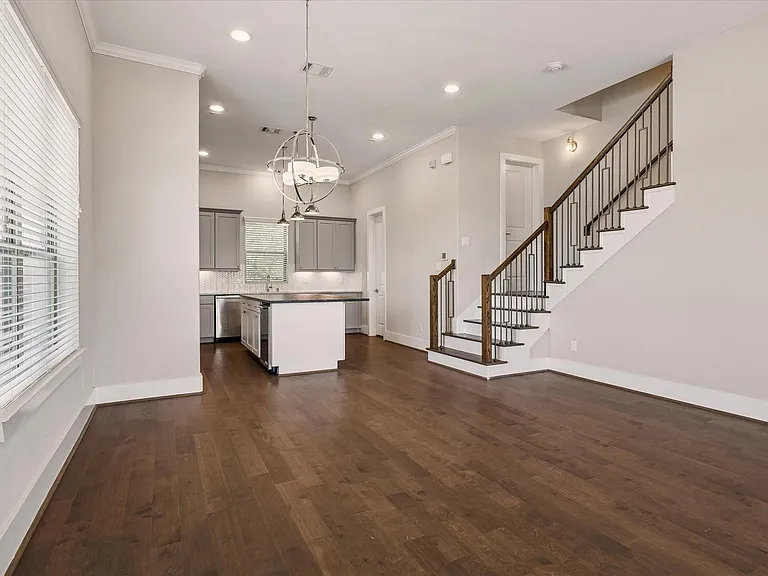 5912 E Post Oak Ln — Photo 5