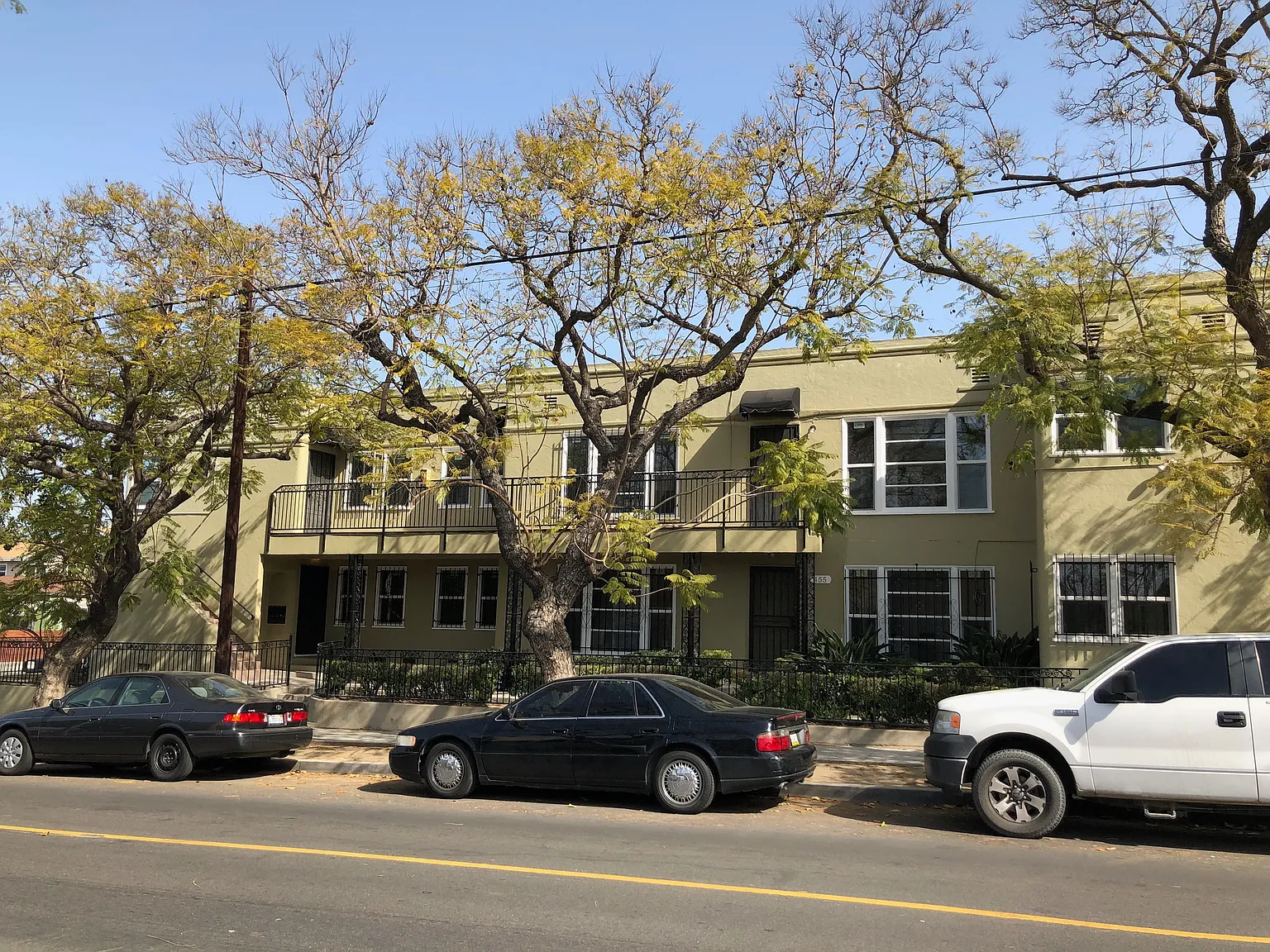 455 W. 20th — Photo 2
