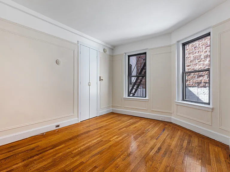 245 W 75th St #6D — Photo 5