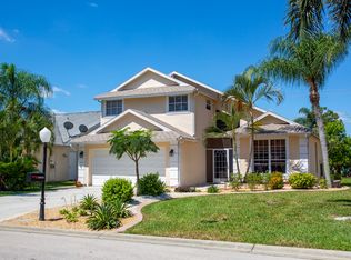 18016 Horseshoe Bay Cir, Fort Myers, FL 33967