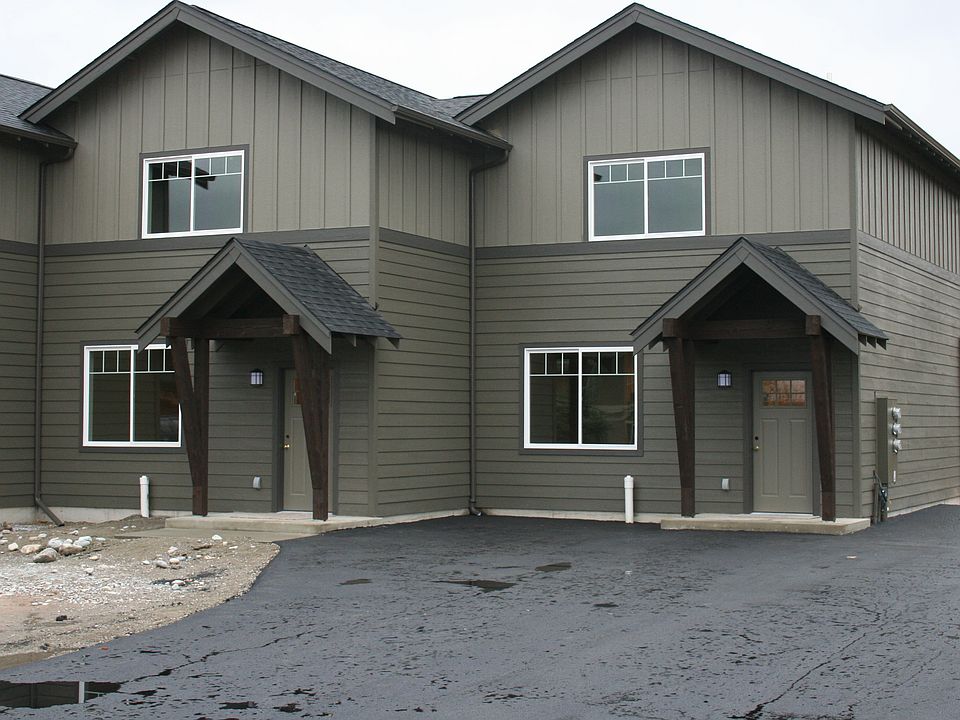 1st image of 729 Waverly Pl Unit B