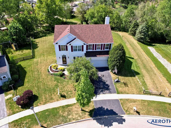 71 W Old Mill Trl, Antioch, IL 60002